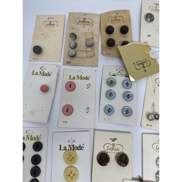 VTG Lot 70 Carded NEW Sewing Buttons LaMode Platic Metal Wood Japan Holland USA - Picture 2 of 16